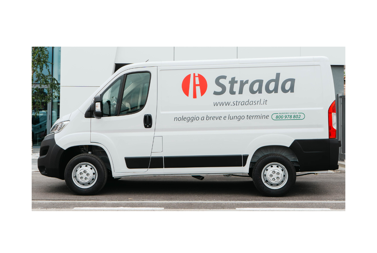 Citroen Jumper 35 L1H1 BLUEHDI 120CV noleggio a breve e medio termine Strada