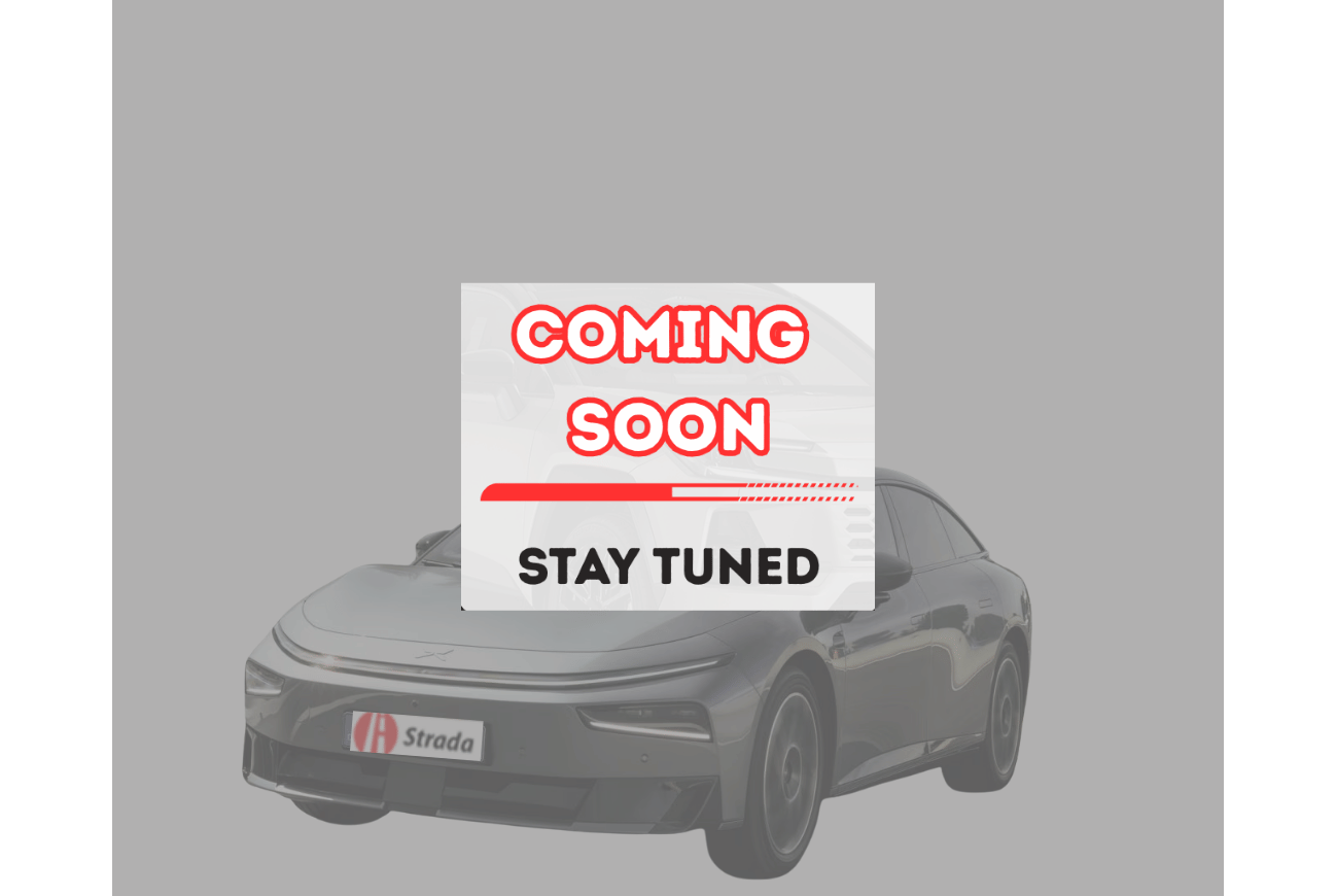 Coming Soon XPENG P7+ RWD Standard Range noleggio a lungo termine Strada