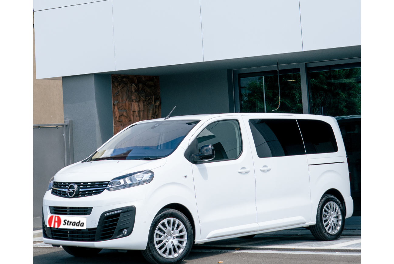 Opel ZAFIRA Full Elec 136cv 75 kWh Business Eleg. L2 a noleggio a lungo termine Strada